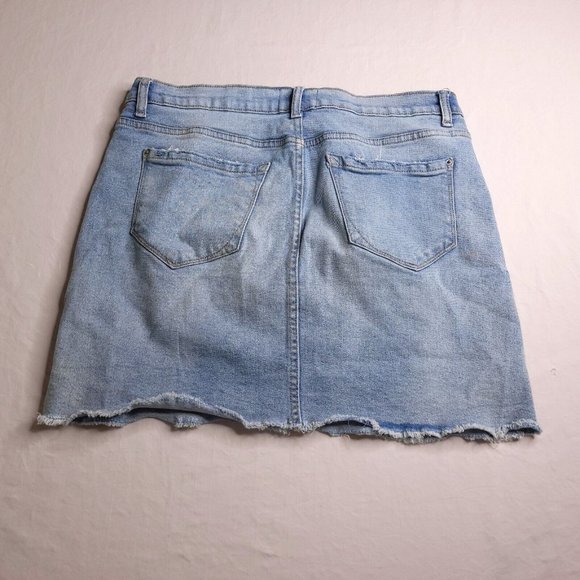 Kensie Jean Mini Skirt Vintage Luxe Size 6 Button Fly Distressed Stretch Womens - Picture 2 of 4